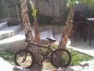 mon bike un twenty illegal serie 

cadre    : rip
fourche : custom
guidon  : tzar